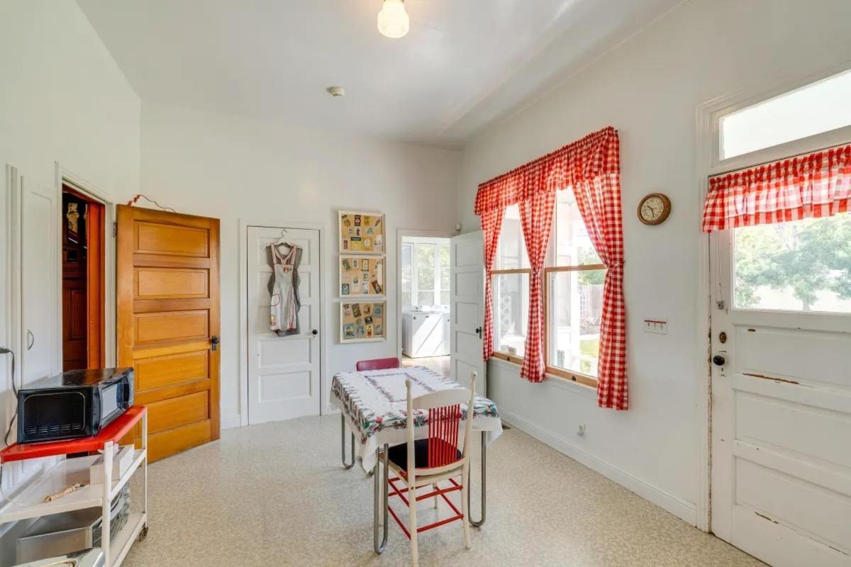 Hill House Guest house